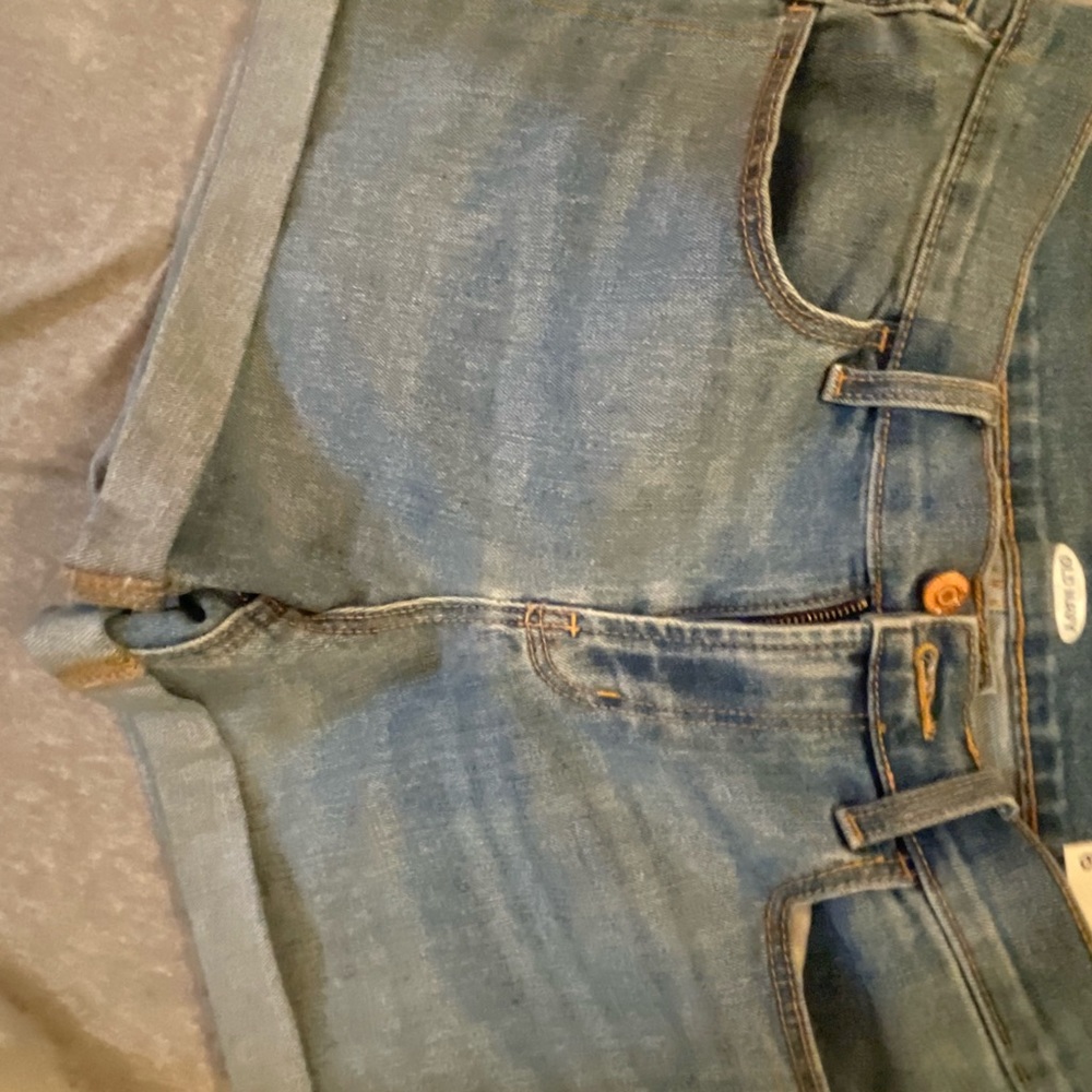 Old Navy size 6 NWT shorts - Picture 2 of 7